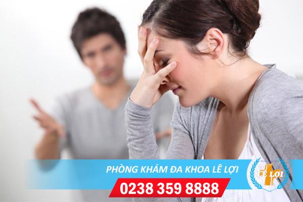 Nổi mụn môi bé môi lớn nguy hiểm không?