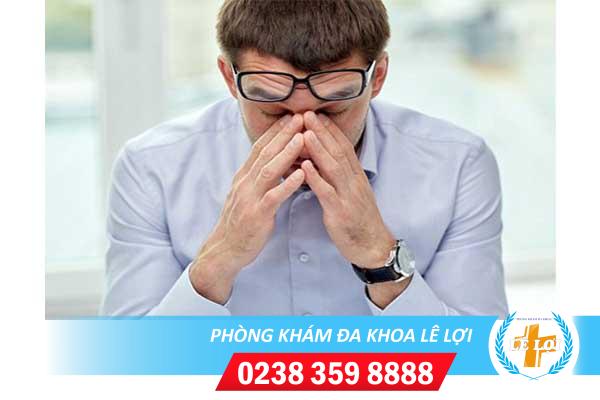 Tinh hoàn nổi mụn cứng là do đâu?