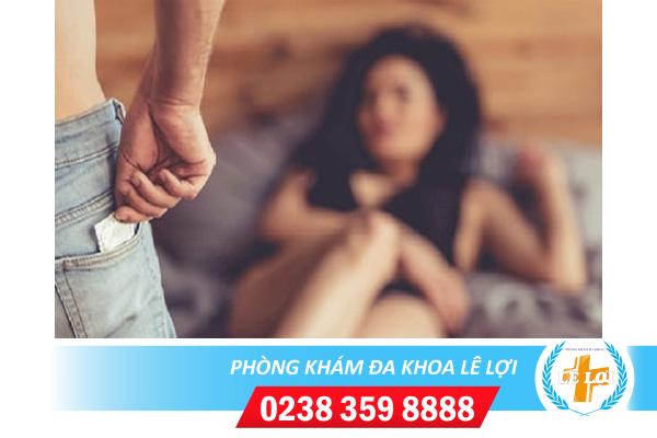 Quan hệ gái mại dâm lây bệnh gì?