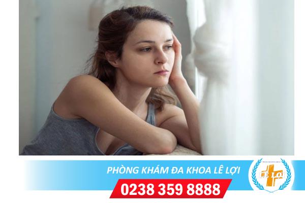 Mụn bộ phận sinh dục nữ điều trị thế nào?